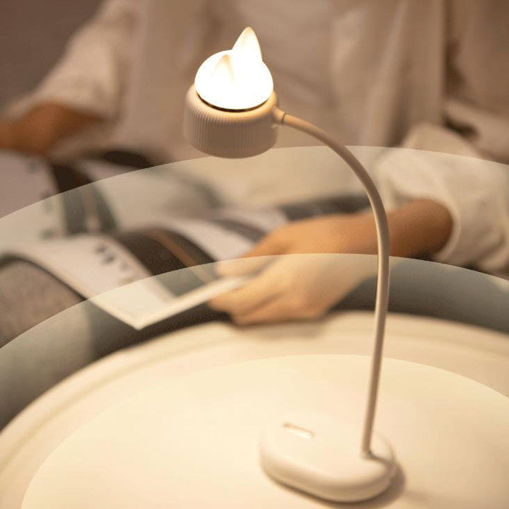 Lisslune | GlowLamp - Modern LED table lamp with cat ear design