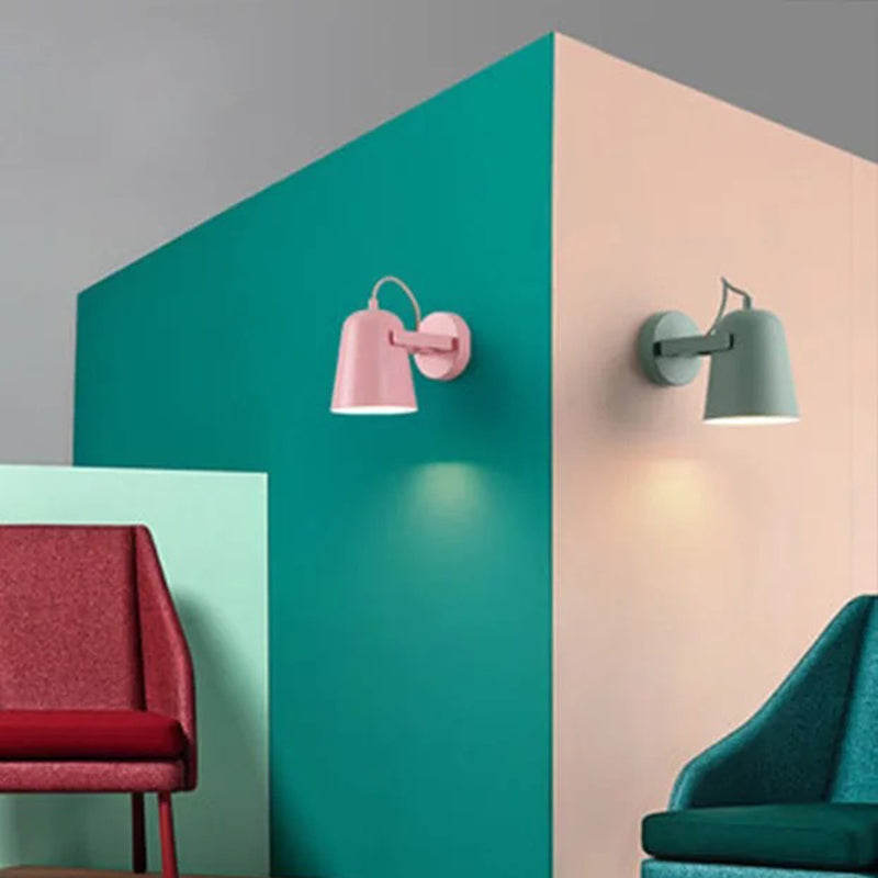 Skørter | Nordic 1-Light Wall Lamp Rotatable Wall Mount Light Fixture with Iron Shade for Living Room