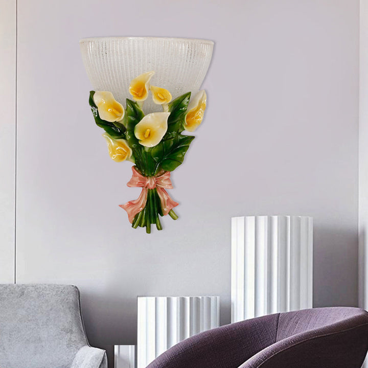 Skørter | Prismatic Glass Dome Wall Lamp Traditional 1 Light Living Room Wall Lamp with Green Bouquet Decoration