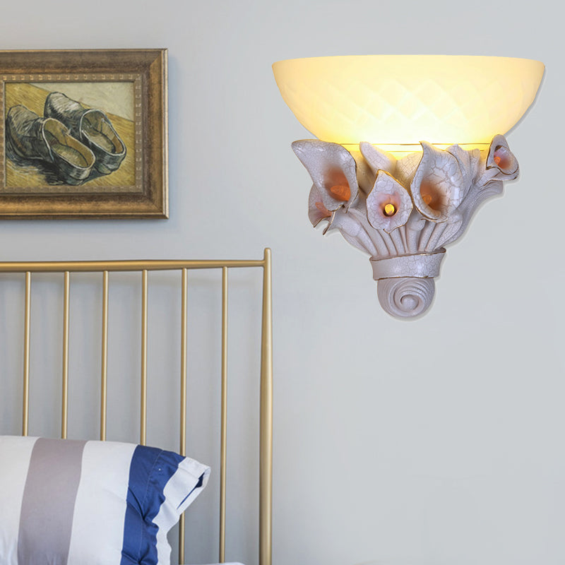 Skørter | Bowl White Glass Wall Lamp Vintage 1 Light Bedside Lamp with Yellow/White Flower Design