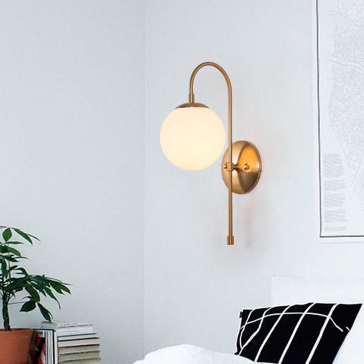 Lisslune | Nordic 1-head wall lamp gold ball wall light with frosted glass shade for the living room