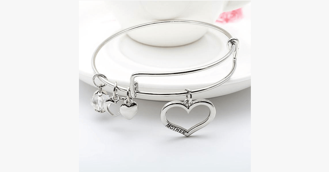Lisslune | Mother Daughter Charm Bracelet Set