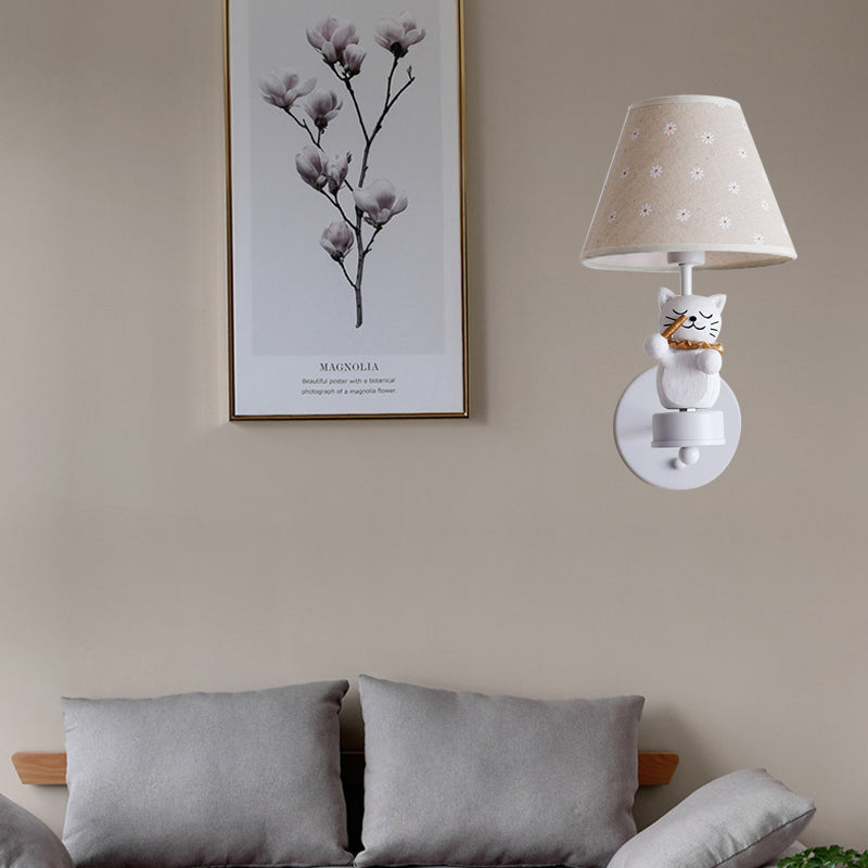 Skørter | Dear Pet Cat Wall Lamp One Light Resin Facade Light with Floral Shade for Study Room