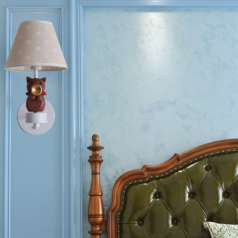Skørter | Dear Pet Cat Wall Lamp One Light Resin Facade Light with Floral Shade for Study Room
