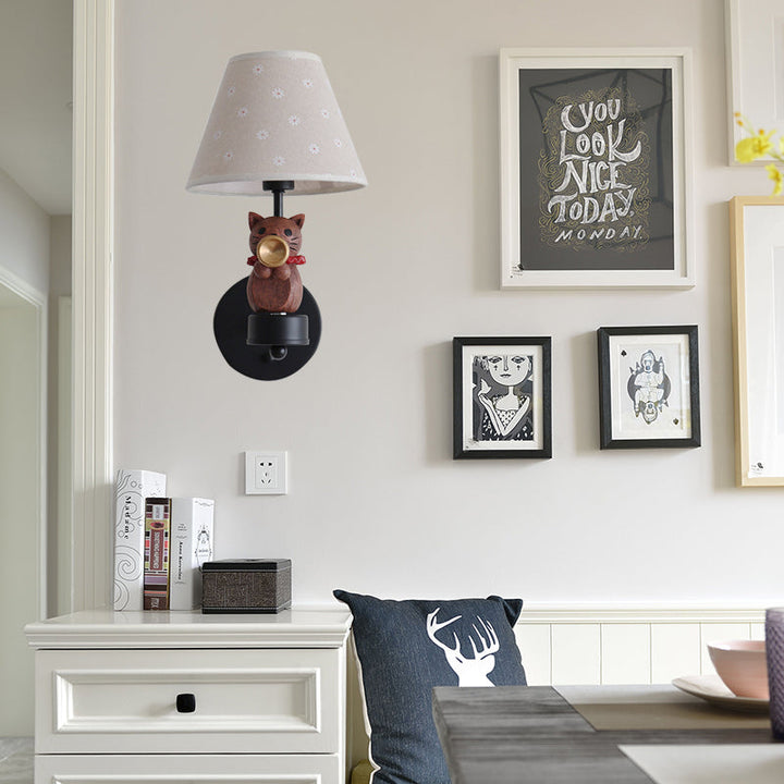 Skørter | Dear Pet Cat Wall Lamp One Light Resin Facade Light with Floral Shade for Study Room