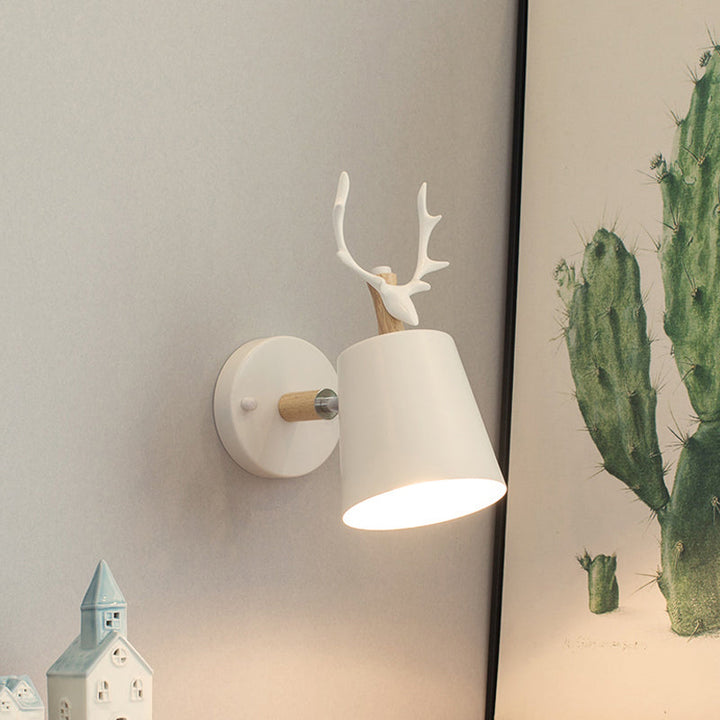 Skørter | Rotating Contemporary Deer Tax Wall Lamp Metal 1 Light White Wall Lamp for Hallway