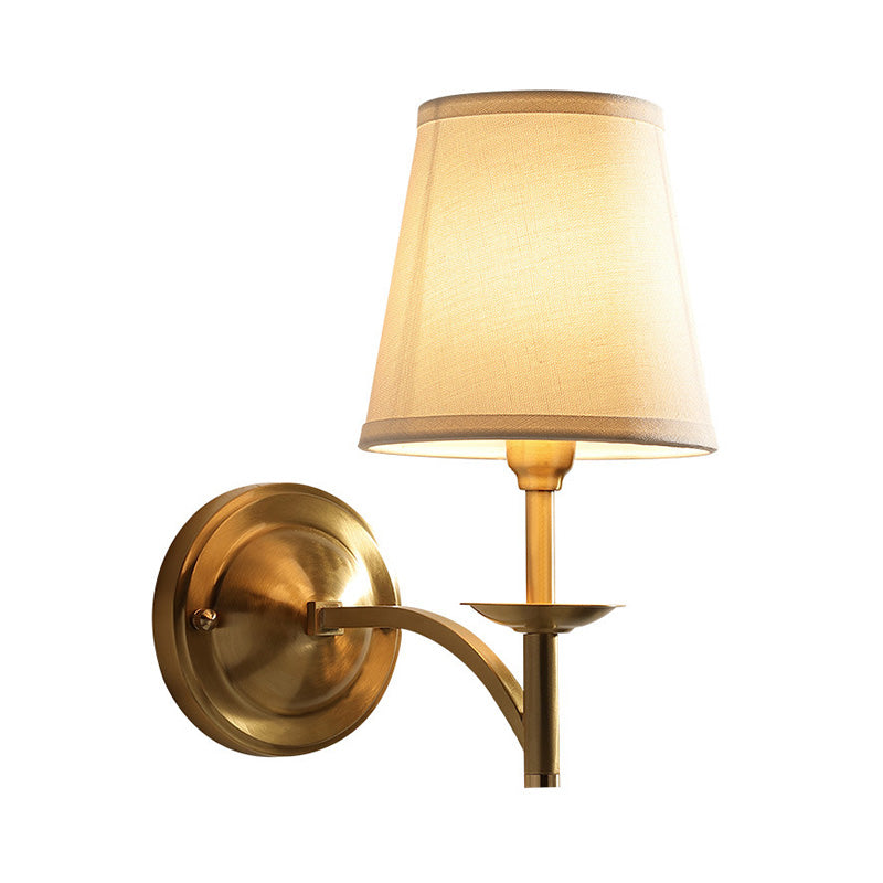 Skørter | Candle Holder Metal Wall Lamp Minimalism 1-Light Wall Mounted Lighting for the Living Room with Conical Fabric Lampshade in Gold
