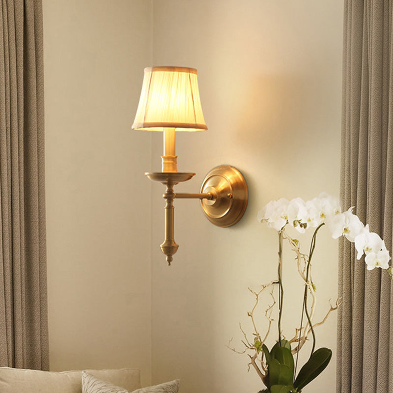 Skørter | Candle holder Living room wall lighting Vintage metal single golden wall lamp with empire fabric shade
