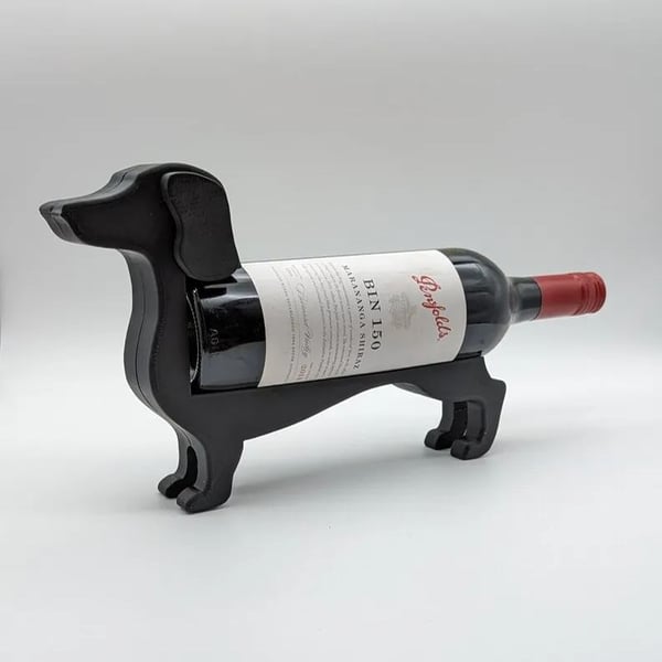 Lisslune | WineHound – Dachshund Wine Bottle Holder