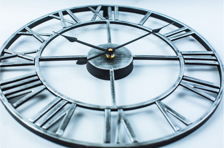 Lisslune | Vintage Iron Large Retro Wall Clock