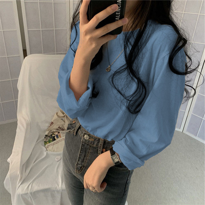 Women's Long Sleeve Shirt with Casual Cut and Timeless Design