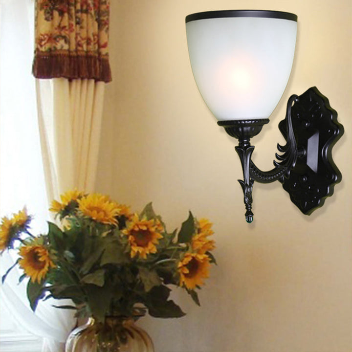 Skørter | Single Bulb Wall Light Vintage Bell Frosted Glass Wall Lighting in Black for Hallway