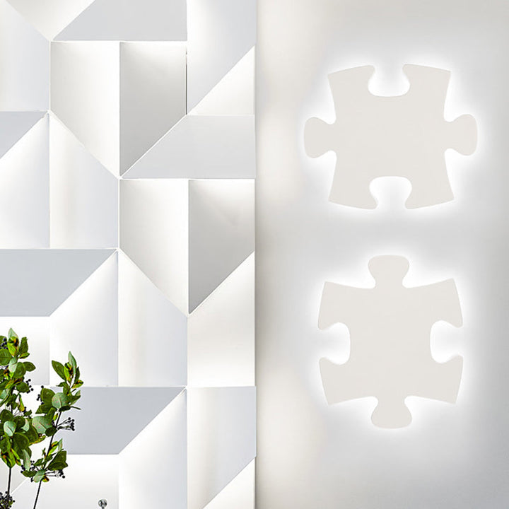Lisslune | Jigsaw Wall Lamp Modern Acrylic Black/White LED Wall Light in Warm/White Light for Living Room