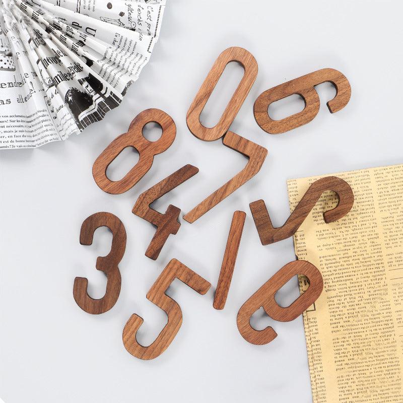 Lisslune | Elegant Black Walnut Nordic House Number
