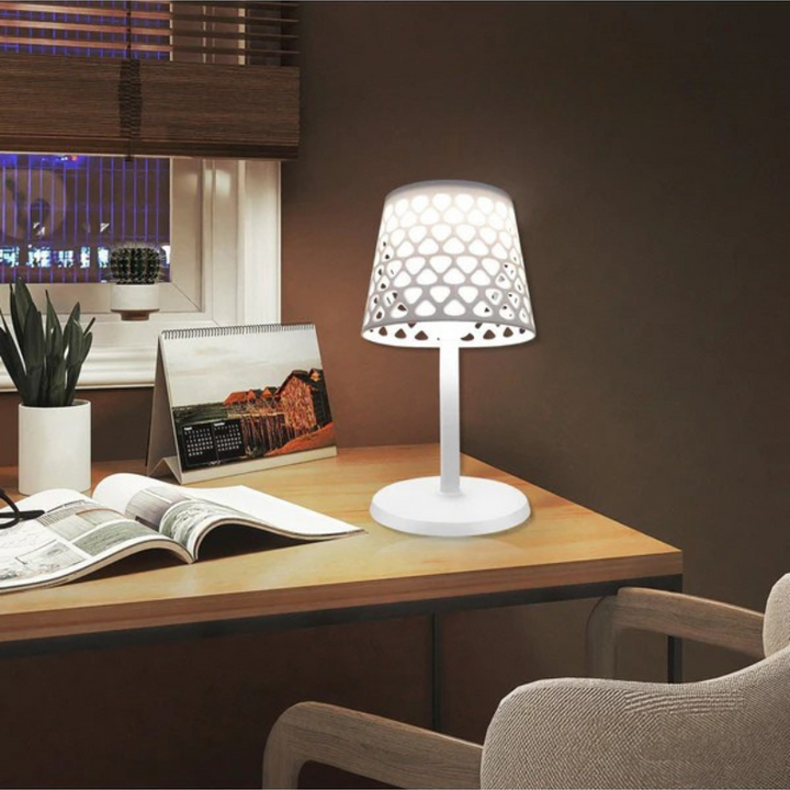 Lisslune | EcoLume – Versatile Solar-Powered Desk Lamp