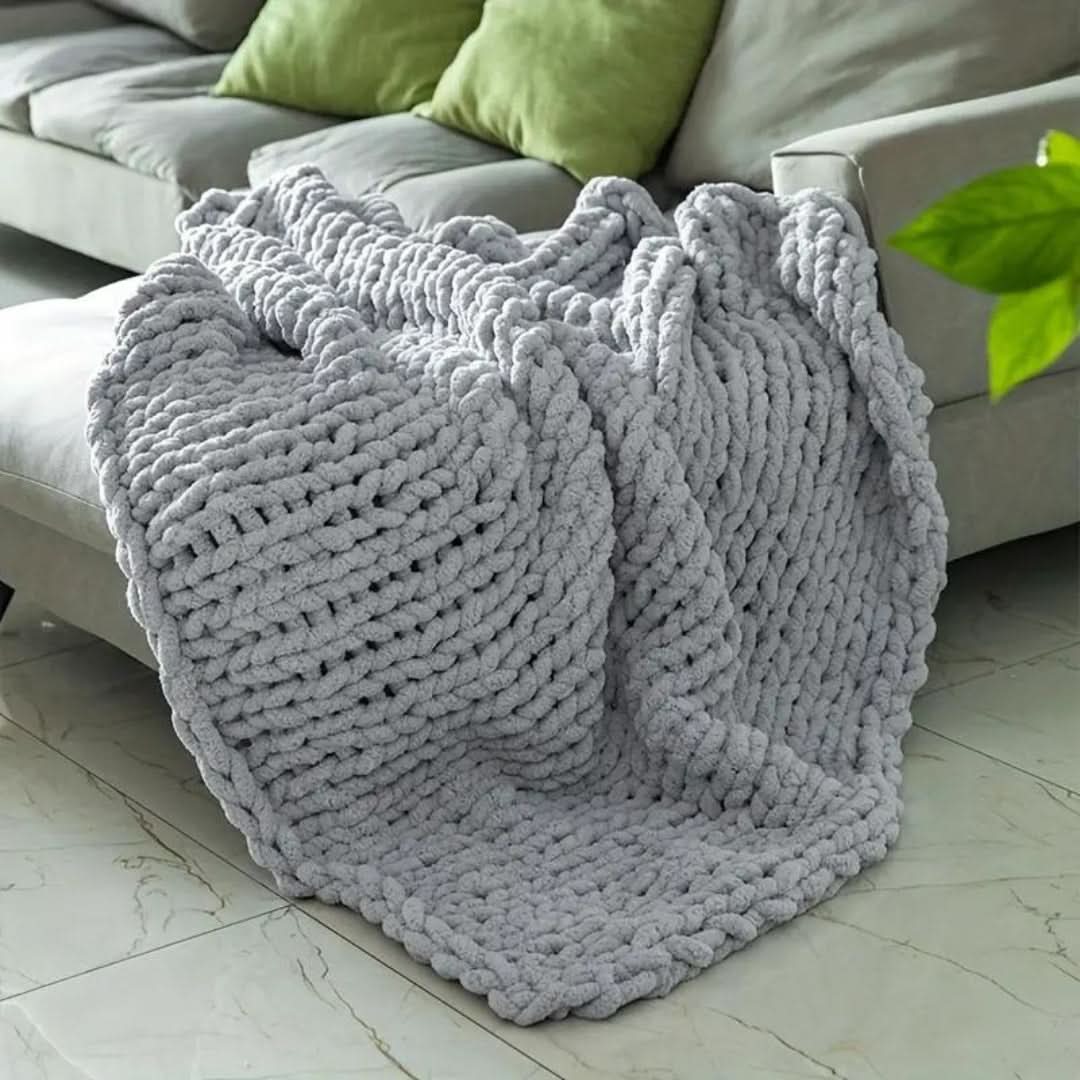 Lisslune | CozyCloud - Luxurious Snuggle Blanket