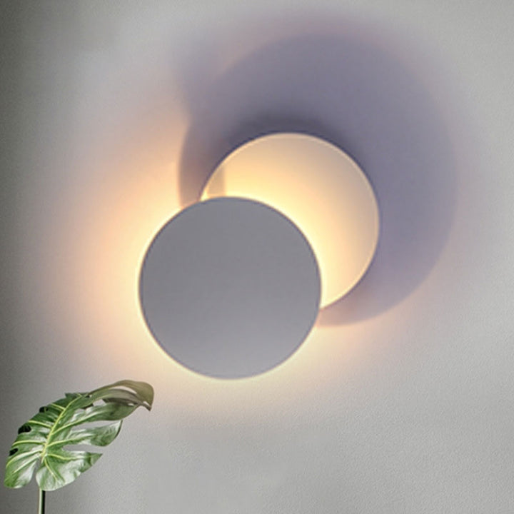 Skørter | Circle Wall Lamp Minimalistic Metallic Balcony LED Wall Mount Lighting in White