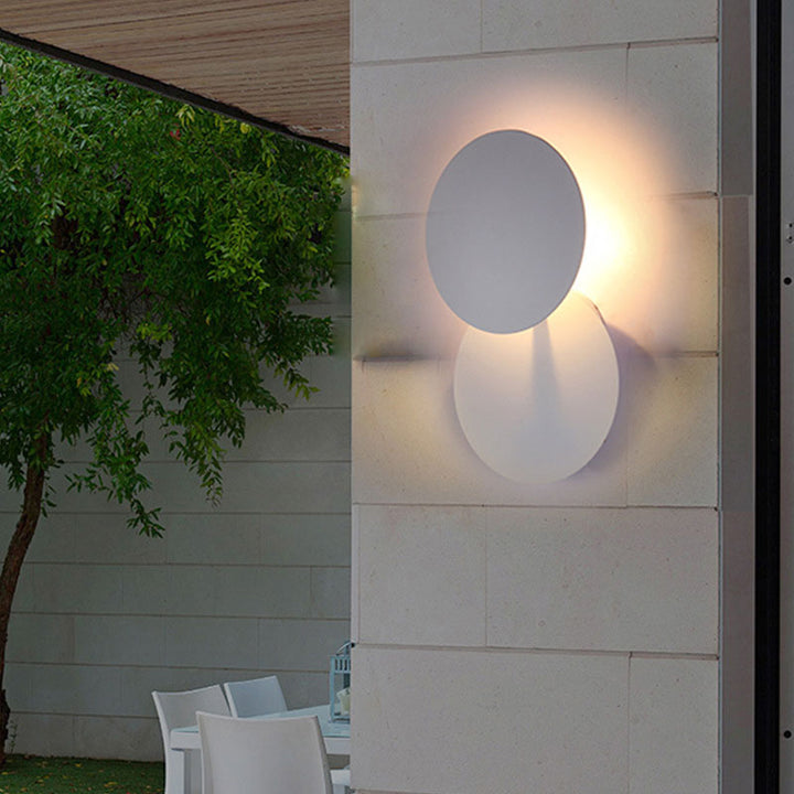 Skørter | Circle Wall Lamp Minimalistic Metallic Balcony LED Wall Mount Lighting in White