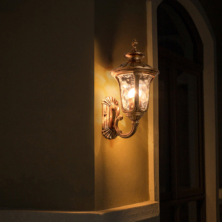 Skørter | Bronze Bell Wall Mount Light Traditional Ribbed Glass 1-Light Outdoor Wall Lighting
