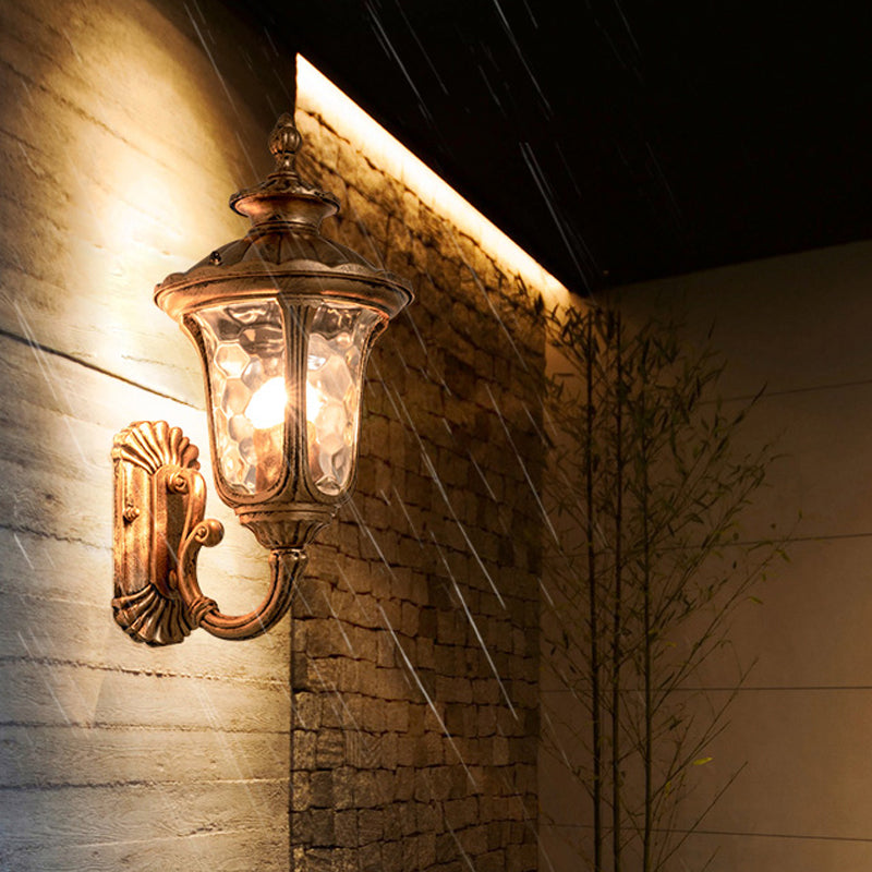 Skørter | Bronze Bell Wall Mount Light Traditional Ribbed Glass 1-Light Outdoor Wall Lighting