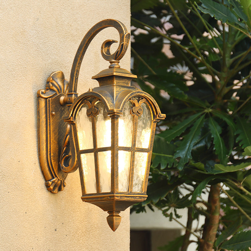 Skørter | 1 Bulb Wall Mount Light Retro Lantern-Shaped Ribbed Glass Wall Light for Courtyard