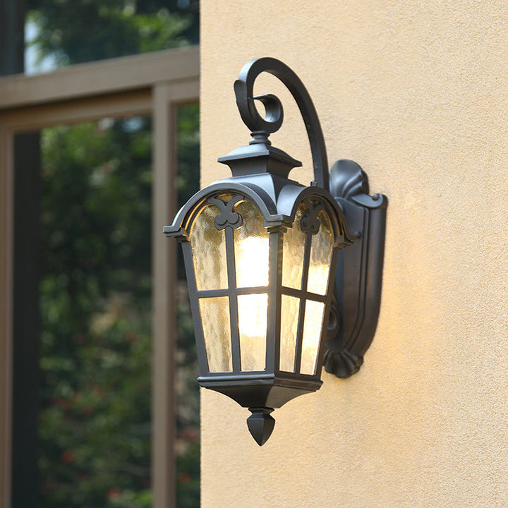 Skørter | 1 Bulb Wall Mount Light Retro Lantern-Shaped Ribbed Glass Wall Light for Courtyard