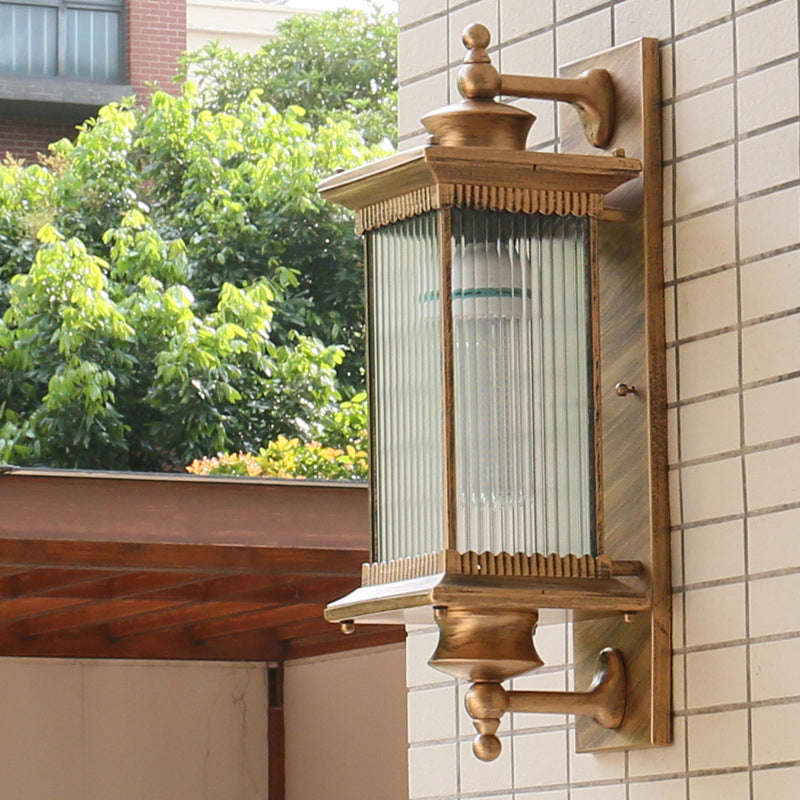 Skørter | Single Bulb Wall Mount Light Retro Rectangular Ribbed Glass Wall Lighting for Outdoors
