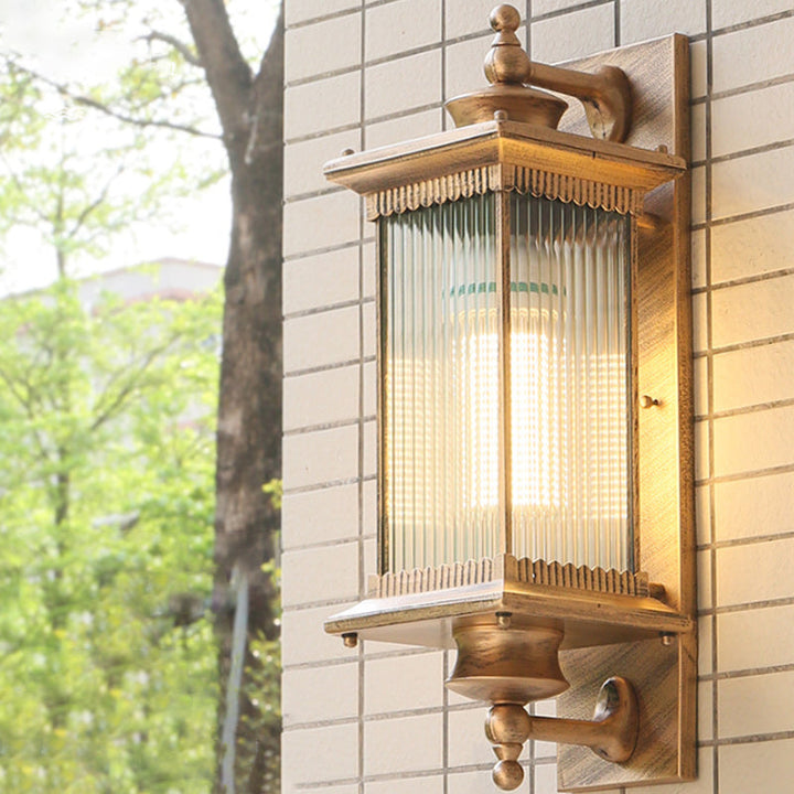 Skørter | Single Bulb Wall Mount Light Retro Rectangular Ribbed Glass Wall Lighting for Outdoors