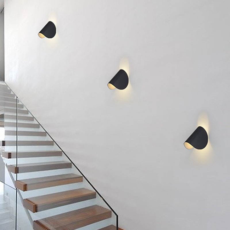 Lisslune | Curved LED Wall Light Minimalist Metal Living Room Lighting