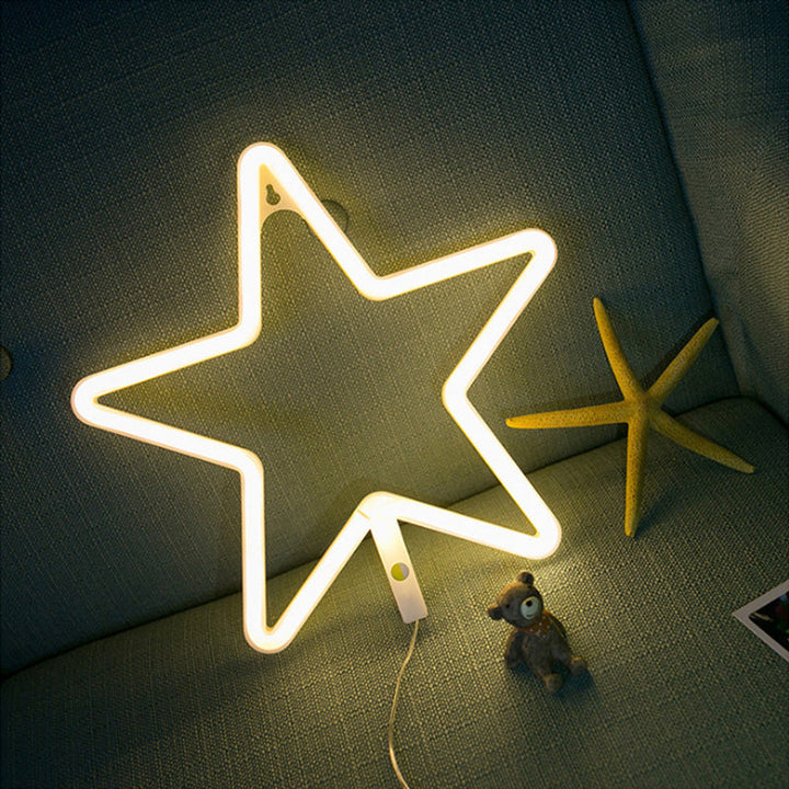 Skørter | Cartoon-shaped bedroom table lighting plastic decorative LED nightstand lamp in white