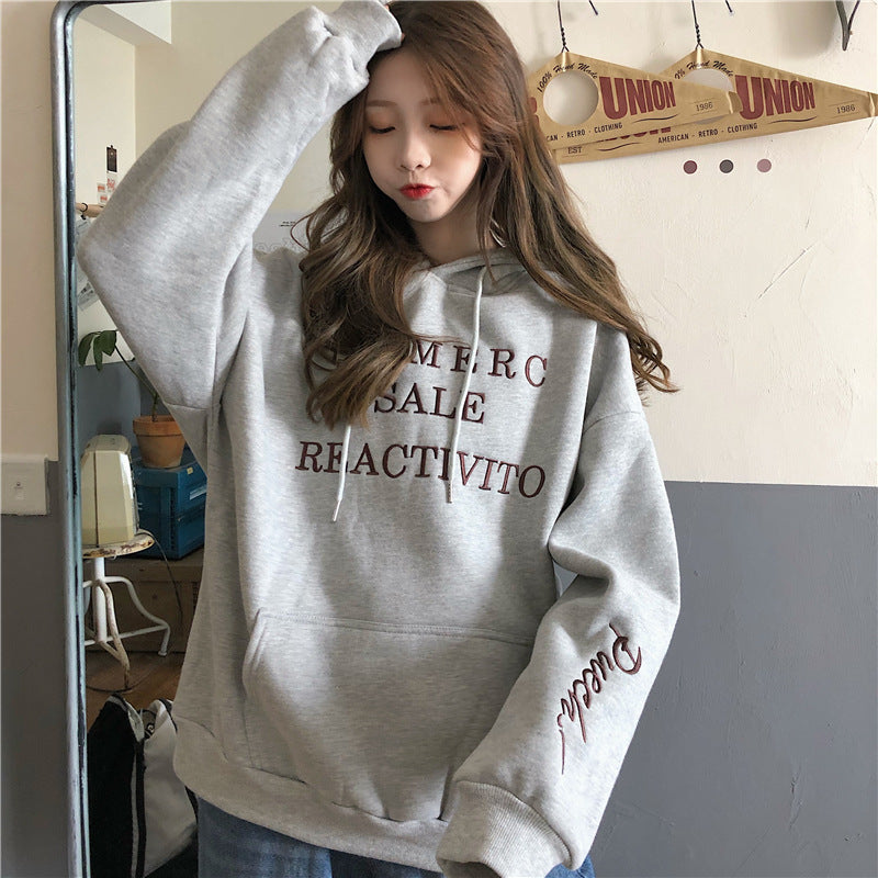 Women's hoodies with large logo and practical kangaroo pocket design Lisslune