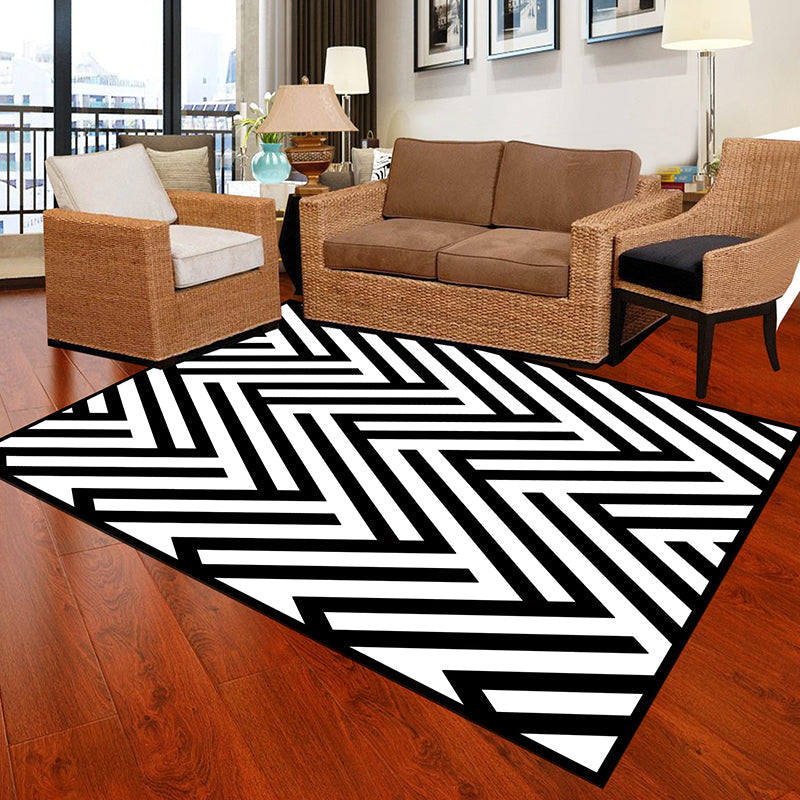 Lisslune | Black and White Novelty Rug Polypropylene Optical Illusions Geometric Carpet Stain Resistant Pet Friendly Non Slip Rug for Home