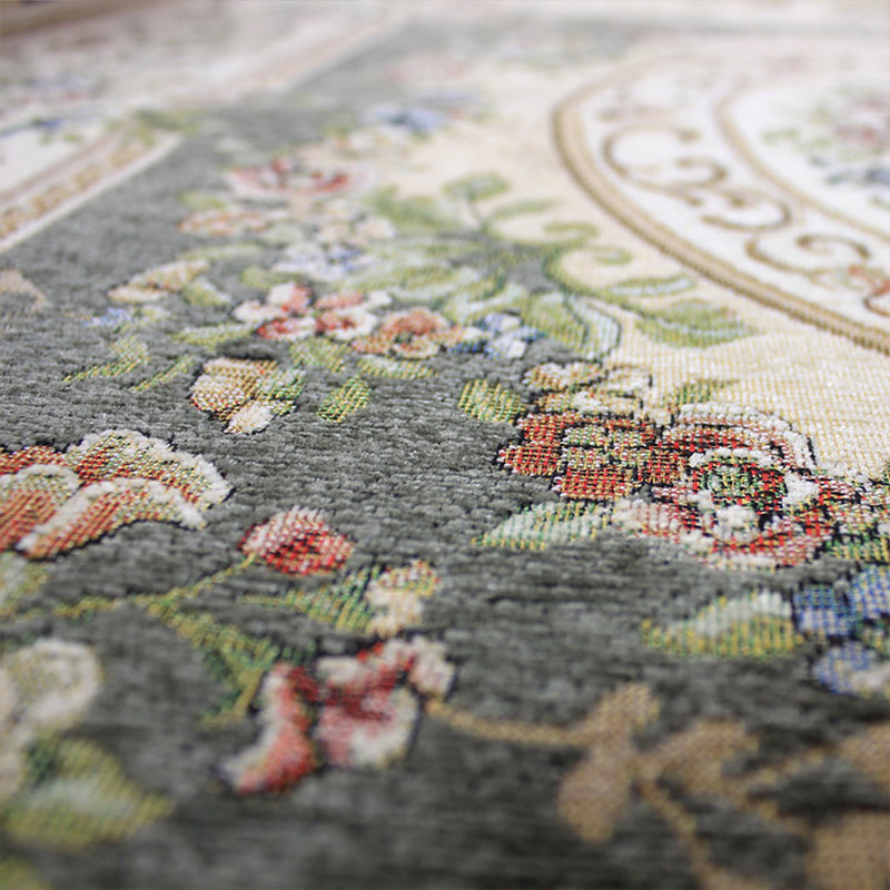 Lisslune | Classic Jacquard Carpet Multicolored Retro Carpet Polypropylene Stain Resistant Non-Slip Backing Washable Carpet for the Door