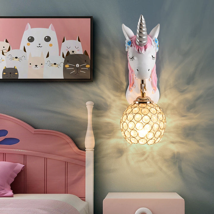Skørter | Cartoon Unicorn Wall Mount Light Resin Bed Lamp Wall Lighting with Hollow Ball Shade
