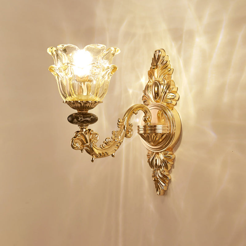 Skørter | Flower cover living room wall lamp classic carved glass gold wall lamp fixture