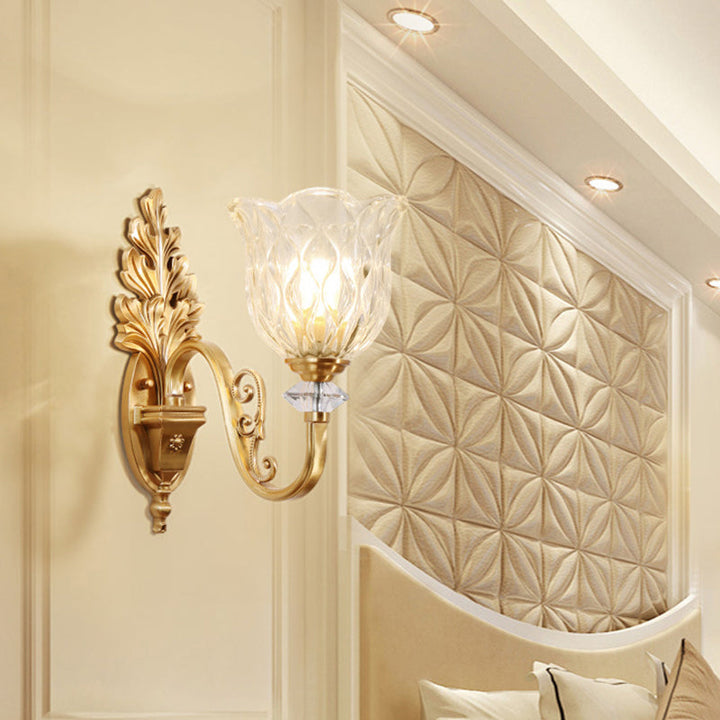 Skørter | Gold Wall Light Traditional Carved Glass Ruffle Bell Wall Light for Hallway