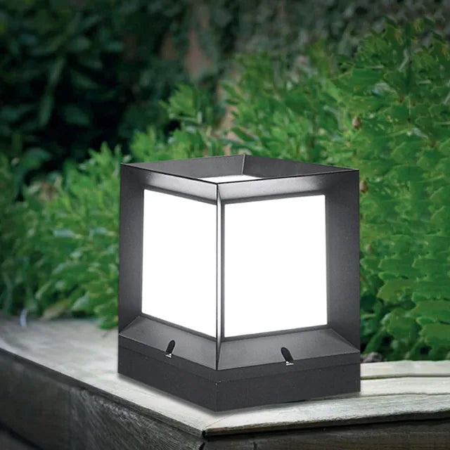 Lisslune | Cube Column Lamp