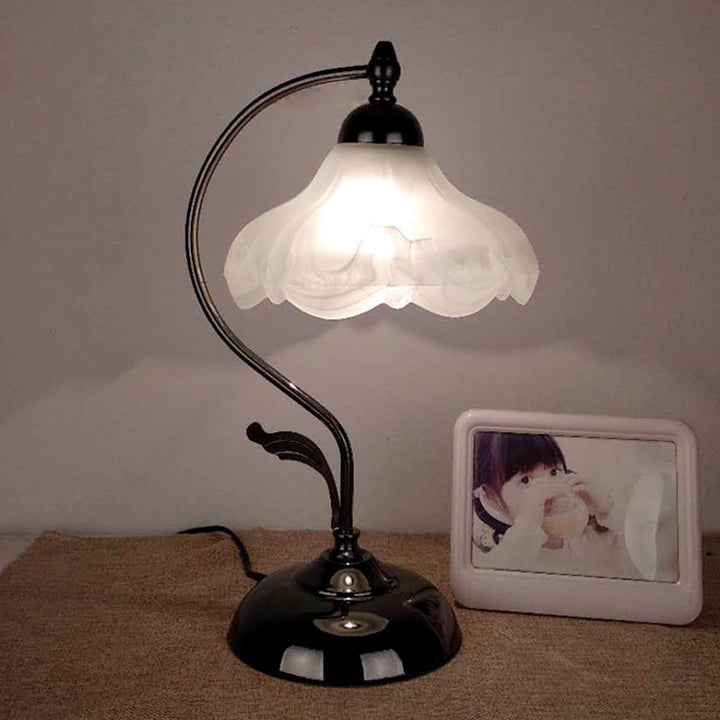 Lisslune | Veloura | Elegant Opal Glass Table Lamp with Vintage Charm
