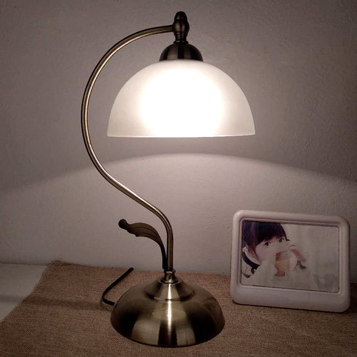 Lisslune | Veloura | Elegant Opal Glass Table Lamp with Vintage Charm
