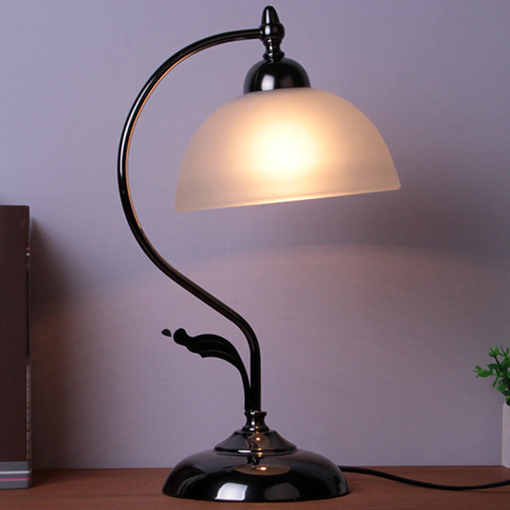 Lisslune | Veloura | Elegant Opal Glass Table Lamp with Vintage Charm