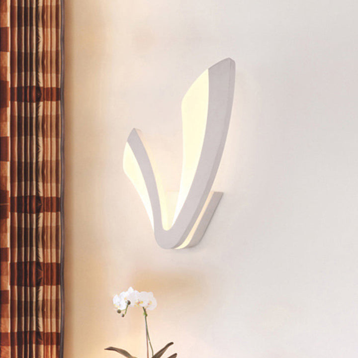 Lisslune | Acrylic V-Shape LED Wall Mounted Light Simplicity White Wall Lamp Lighting for Bedside