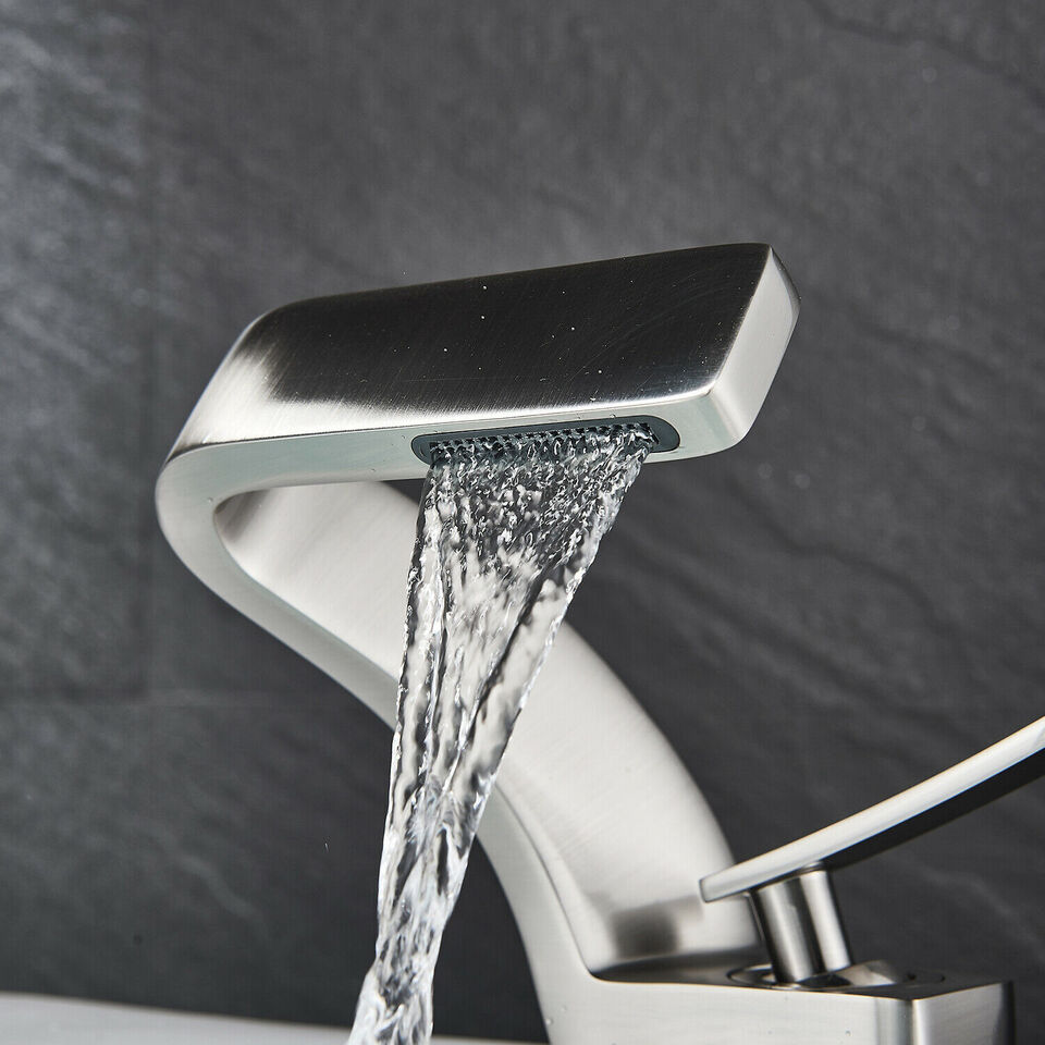 Lisslune | AquaArc Modern Kitchen Faucet