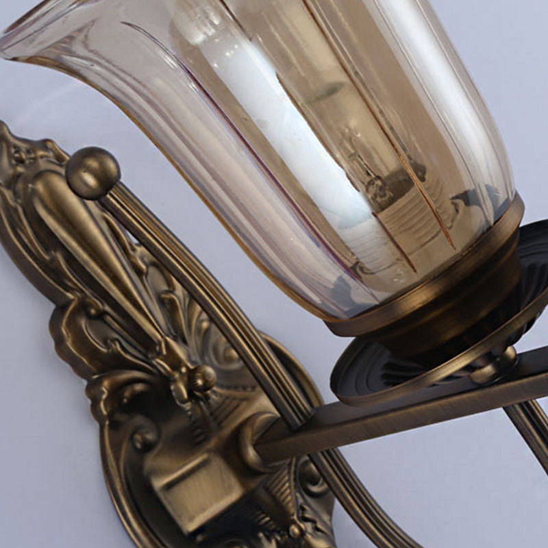 Skørter | 1/2-Light Clear Glass Wall Lamp Antique Brass Clock Shade Living Room Sconces Light with Arch Arm