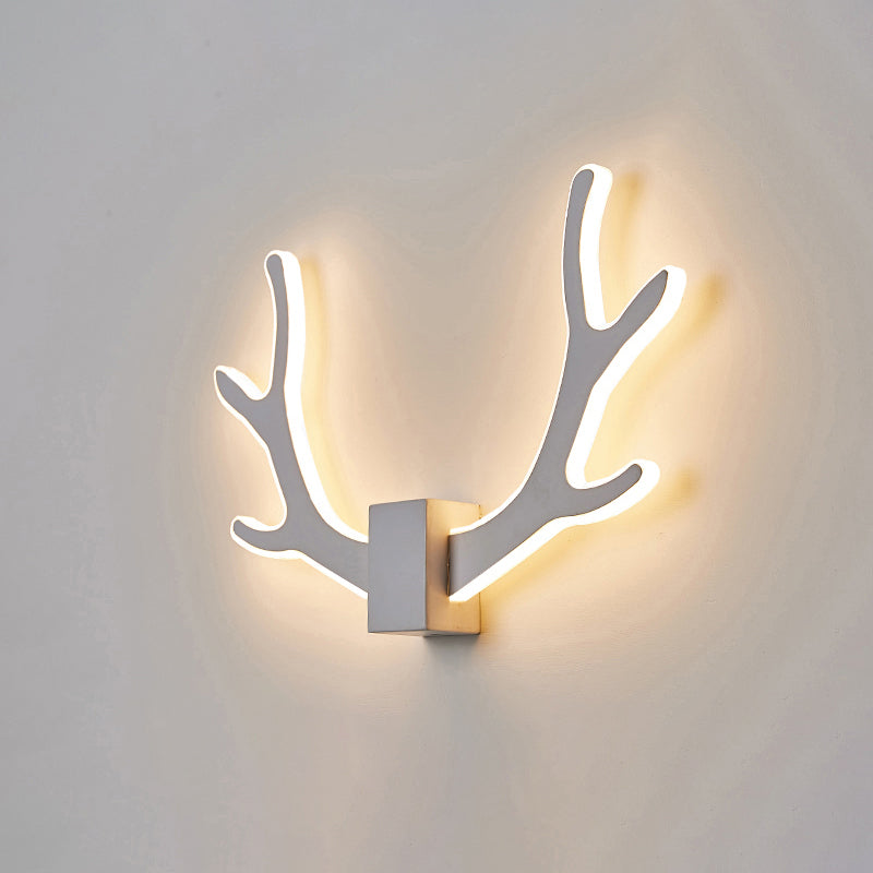 Lisslune | Simple shaded wall-mounted light acrylic living area LED wall lighting in white