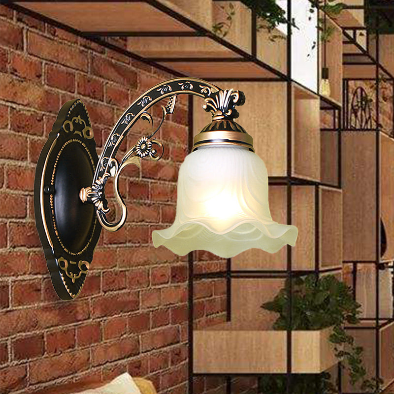 Skørter | Black/White Flower Wall Sconce Lighting Traditional Metal 1/2-Light Living Room Sconce Light with Matte Glass Shade