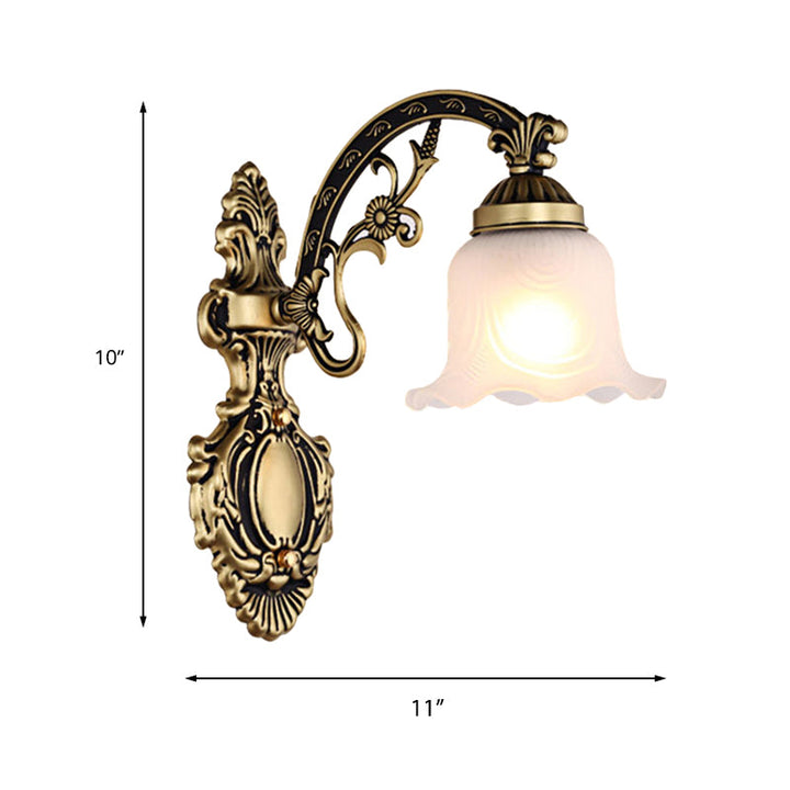 Skørter | Brass/Gold Wavy Wall Lamp Retro White Glass Shade 1/2-Light Living Room Wall Lamp