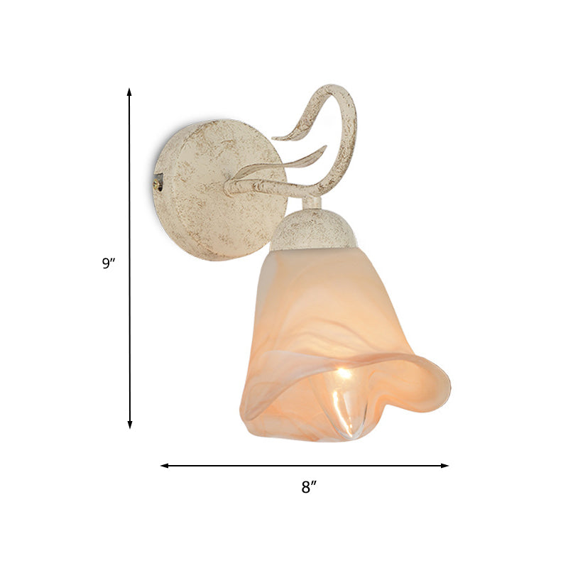 Skørter | Frosted Glass Aged White Wall Lamp Flower Single Light Traditional Wall Mount Light with Round Backplate for Bedroom