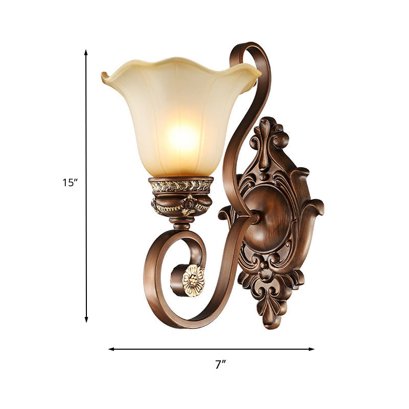 Skørter | Retro Floral Wall Light 1 Light Frosted Glass Wall Fixture with Metal Curved Arm in Brown for Porch