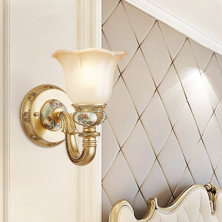 Skørter | 1 Bulb White Glass Wall Lantern Traditional Golden Floral Shade Dining Room Wall Light with Arch Arm