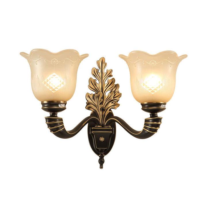 Skørter | 1/2-Light Wall Lamp Vintage Blossom carved glass wall lamp with curved arm in black for the living room